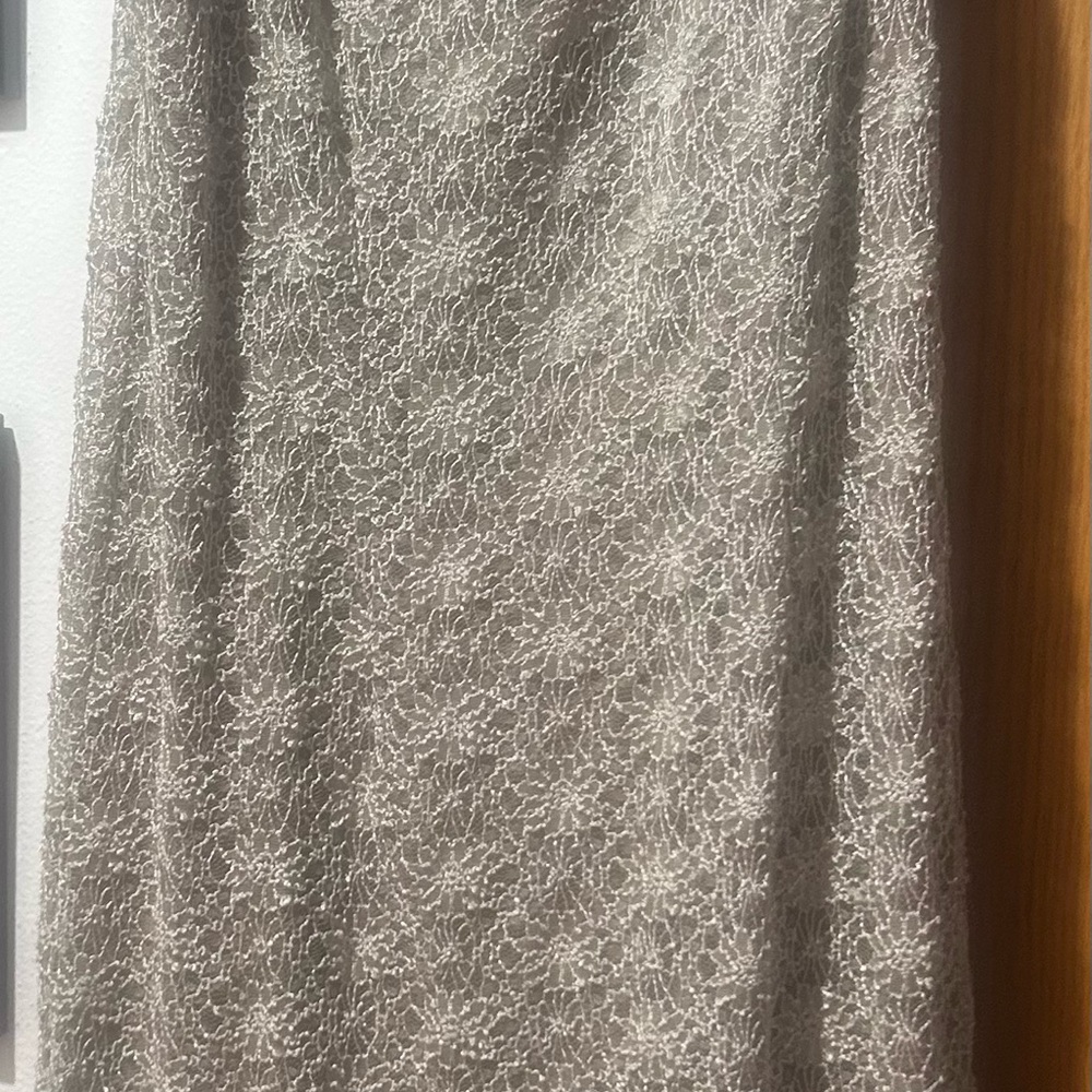 Elegant Lace Women's Skirt in Gray